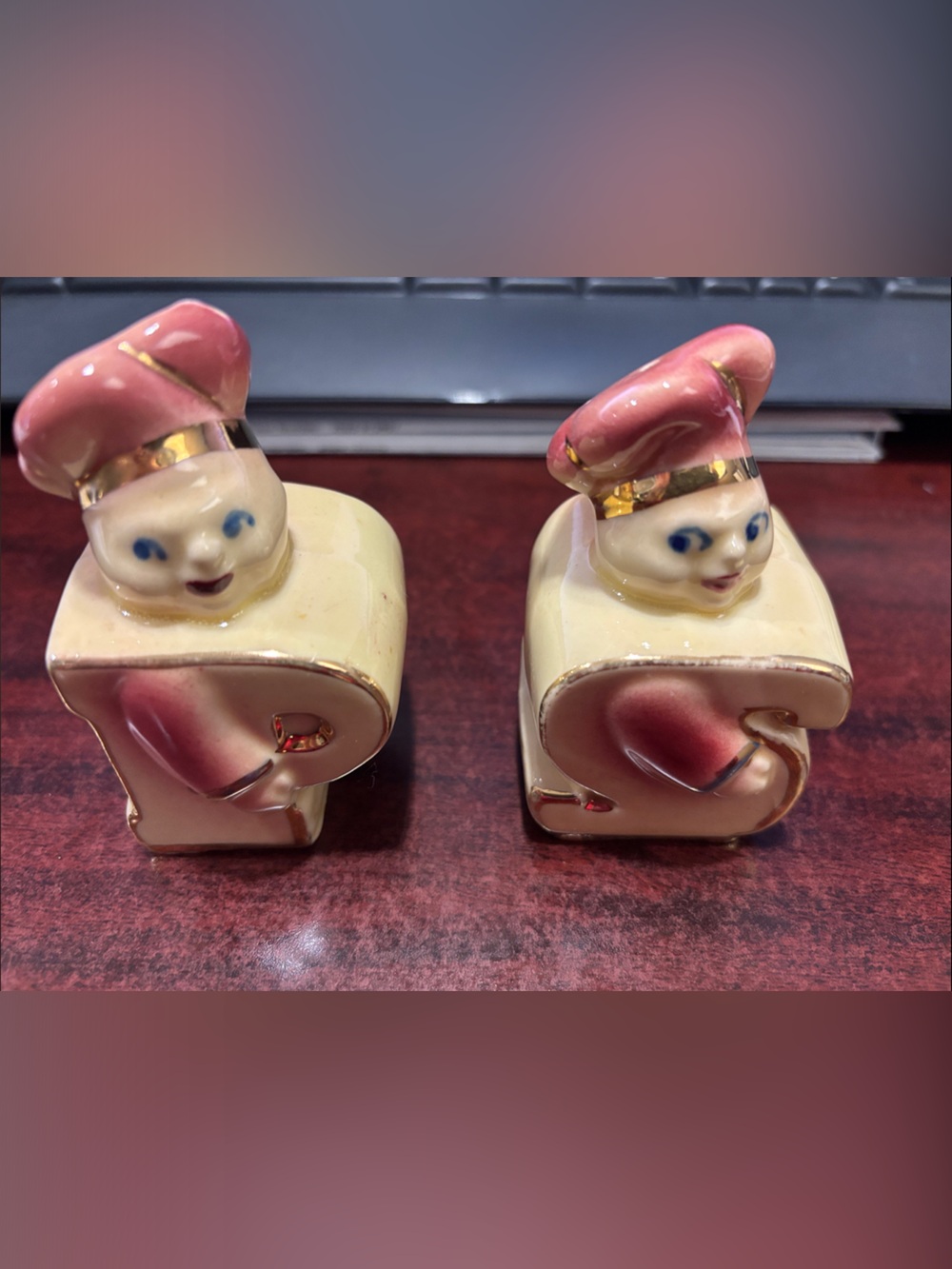 Vintage Shawnee Pottery Ceramic Small Chef Figurine Pair